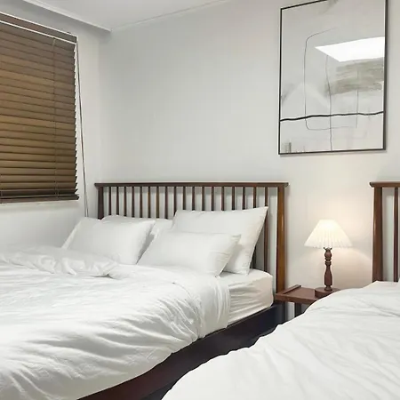 Check In Seoul Hongdae Apartment